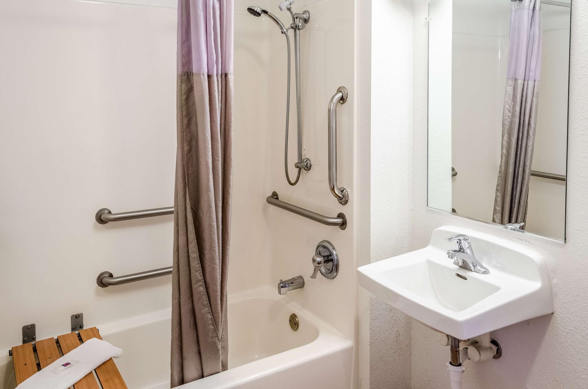 North Charleston Lodge Екстериор снимка