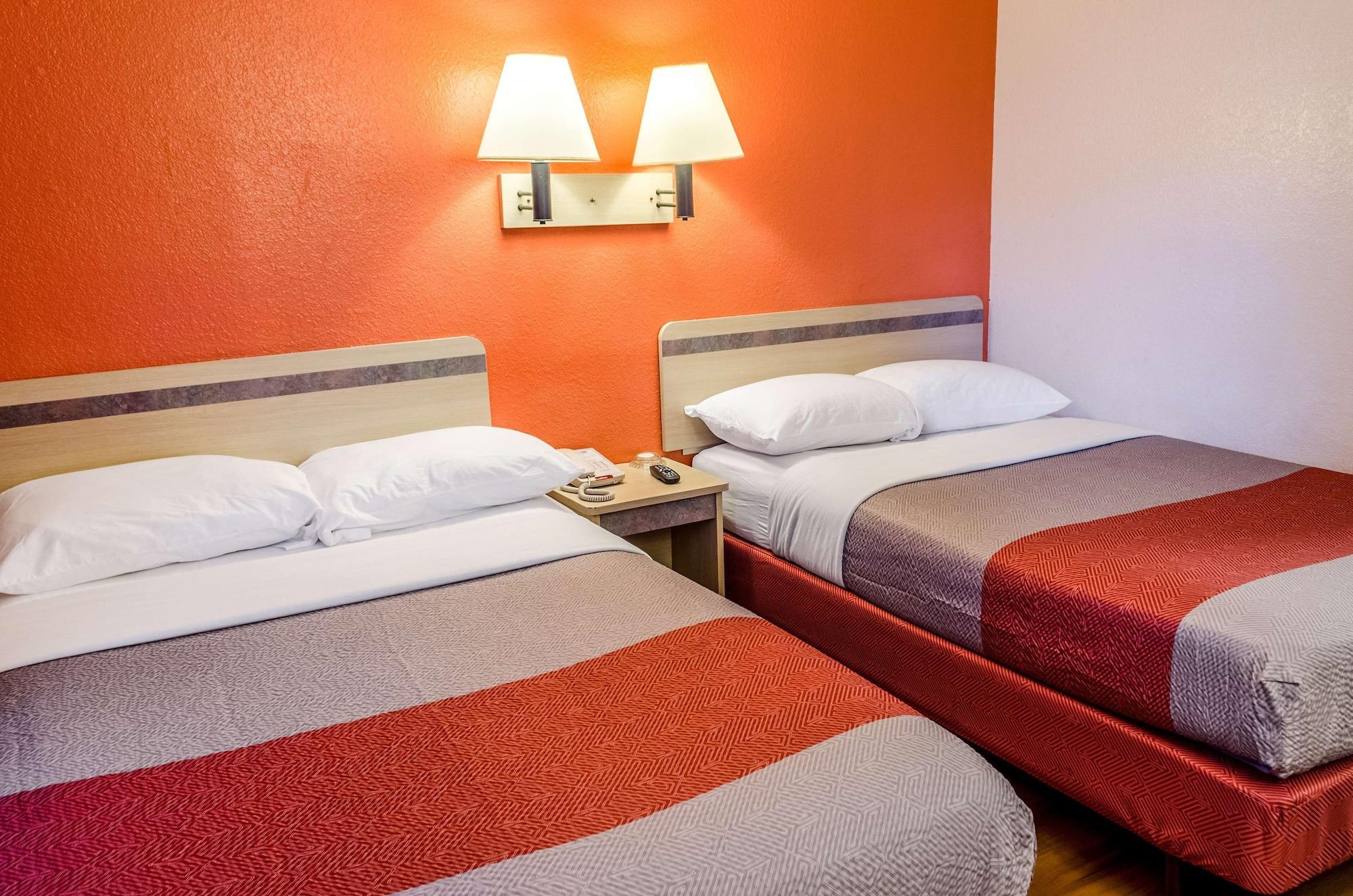 North Charleston Lodge Екстериор снимка
