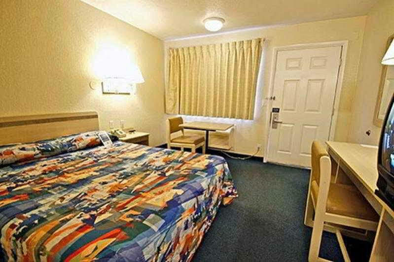 North Charleston Lodge Екстериор снимка
