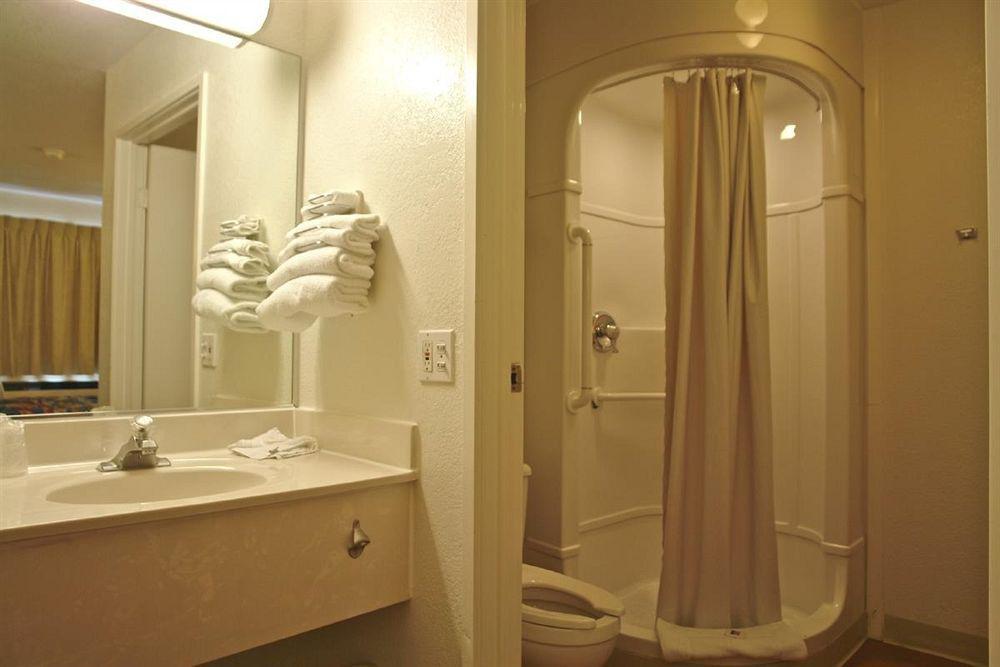 North Charleston Lodge Екстериор снимка