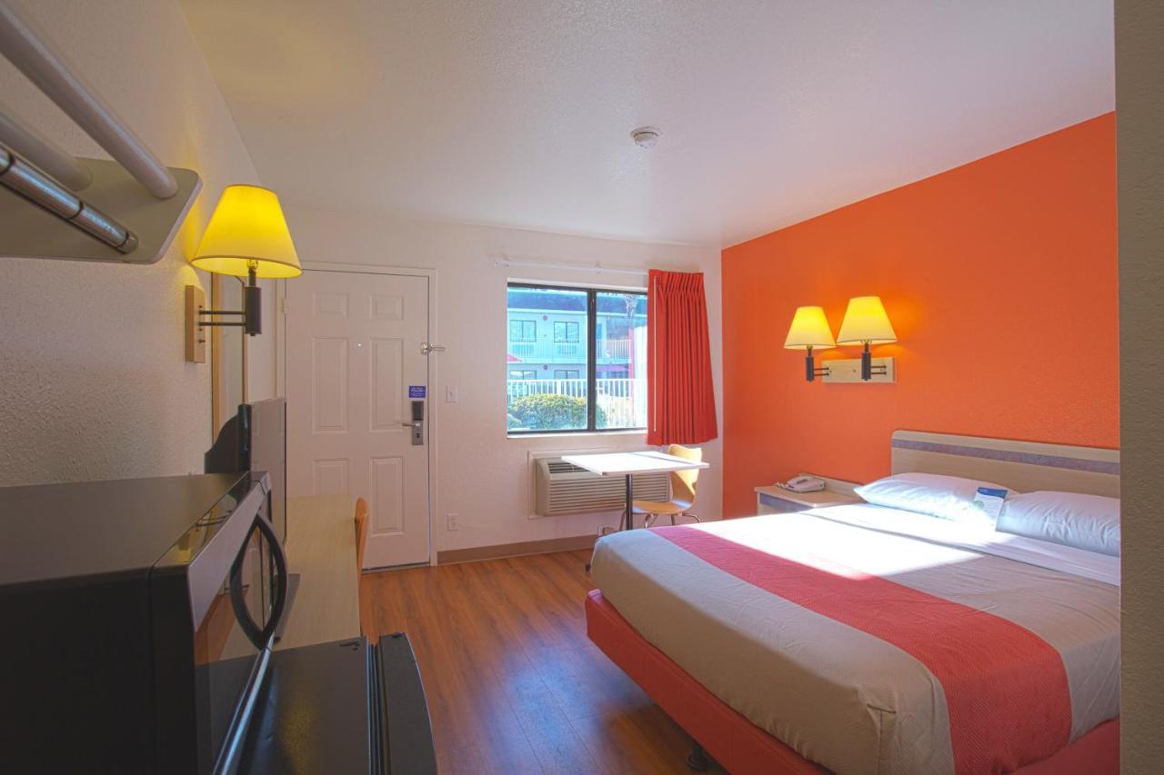 North Charleston Lodge Стая снимка