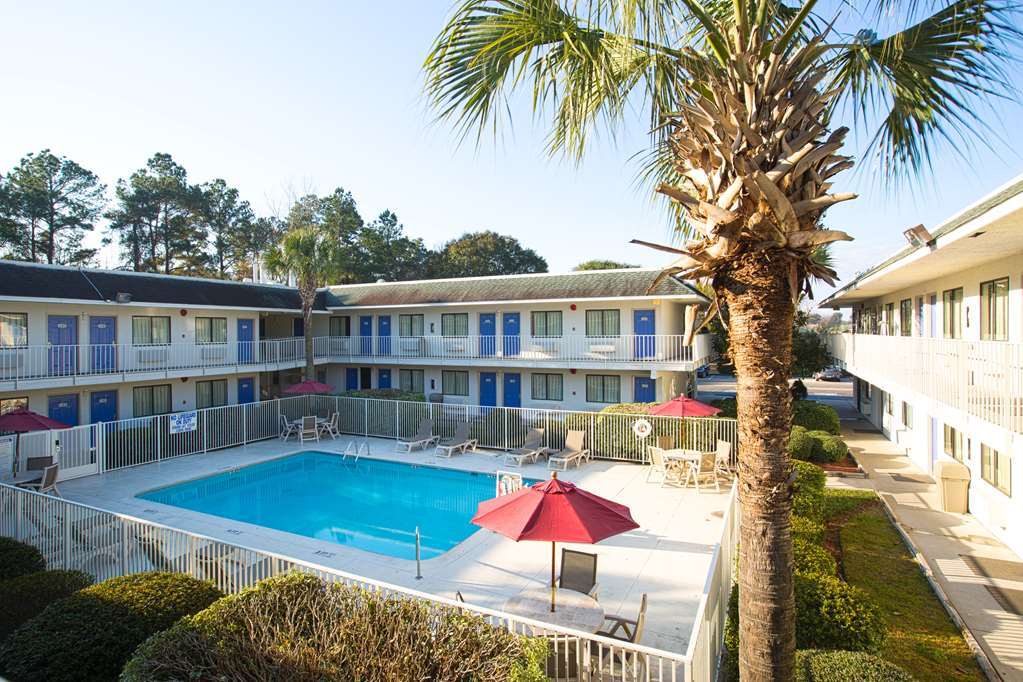 North Charleston Lodge Съоръжения снимка