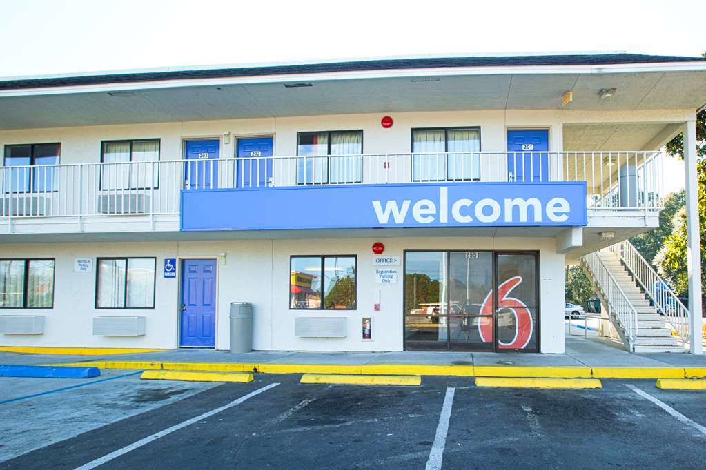 North Charleston Lodge Екстериор снимка